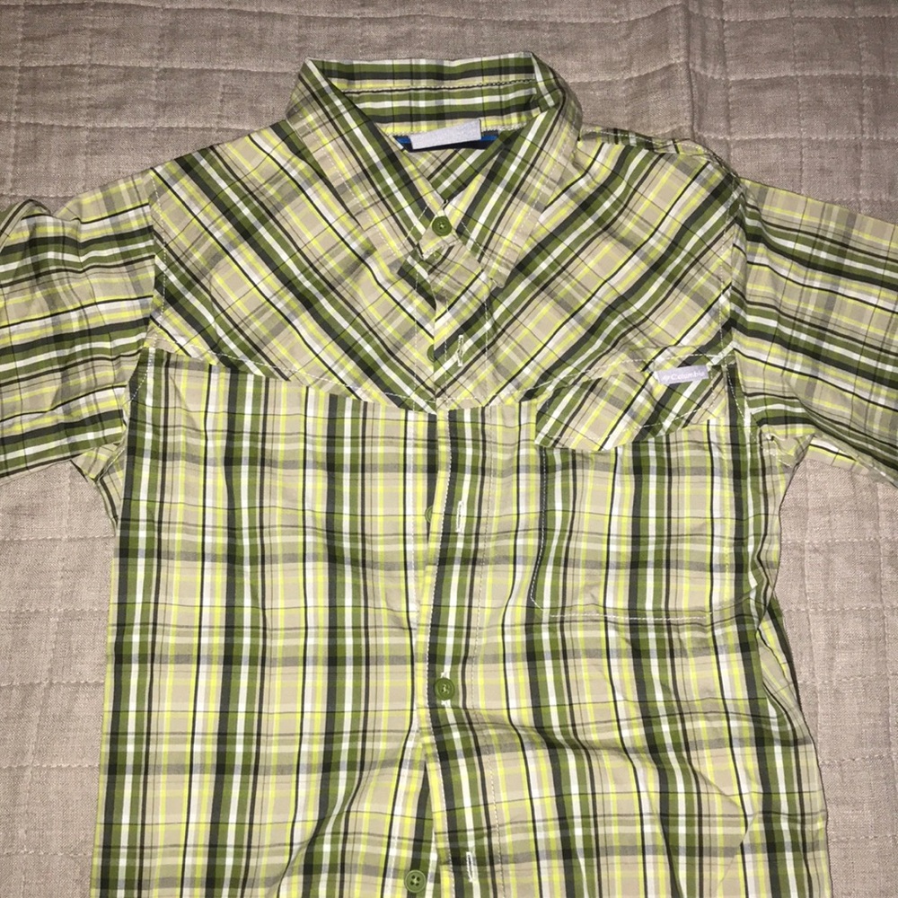Boys short sleeved button up shirt